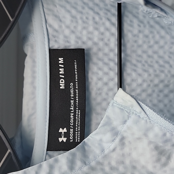 Powder Blue Under Armour Hooded Windbreaker, size M - Picture 4 of 5